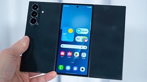 First Galaxy Z TriFold Screen Problems Appear, Samsung Offers Refund or a Fix