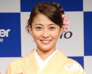 小林麻央さん死去　34歳　夫・海老蔵に「愛してる」と言って旅立つ