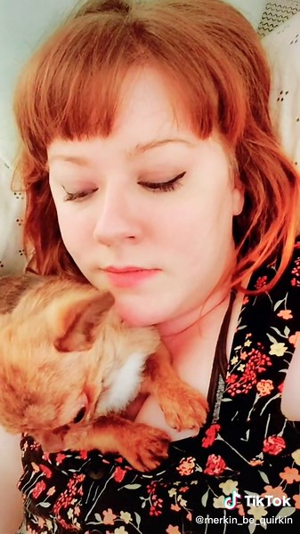 Merkin loves his mother with a ferocity that knows no bounds. All hail. #merkinwarbeck #dukeofbork #merkinbequirkin #goodvibes #goodnight #saturdaymood #petsoftiktok #gremlin #weirddogsoftiktok #dogmom