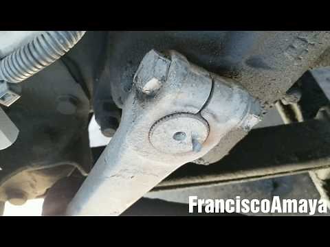 freightliner steering wheel play and problem