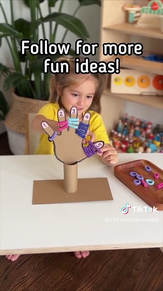 We love this video and activity by @7daysofplay! Don't toss that cardboard box; make this easy and fun hand to help your little one learn numbers. This could also make a great visual aid for learning how to add and subtract numbers! 🧮 #playtolearn #kidsactivities #handsonlearning #earlychildhooddevelopment #earlymath #stemactivities