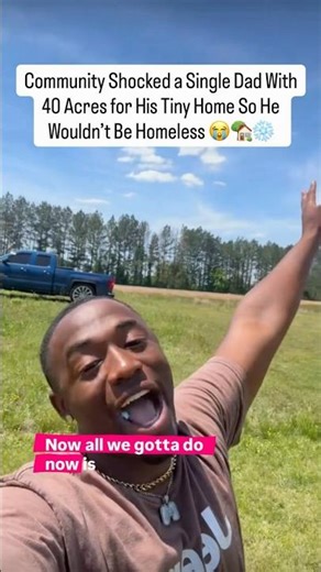 Community Shocked a Single Dad With 40 Acres for His Tiny Home So He Wouldn’t Be Homeless 😭🏡❄️