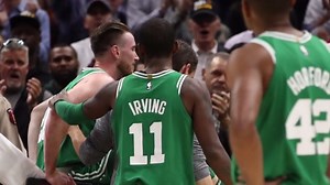 Celtics' Gordon Hayward Suffers Gruesome Leg Injury in Opener