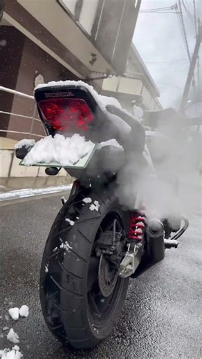 真冬の白い悪魔 #cb #shorts #ホンダ #バイク #cb400sf #automobile #カスタム #vlog #雪 #二輪車