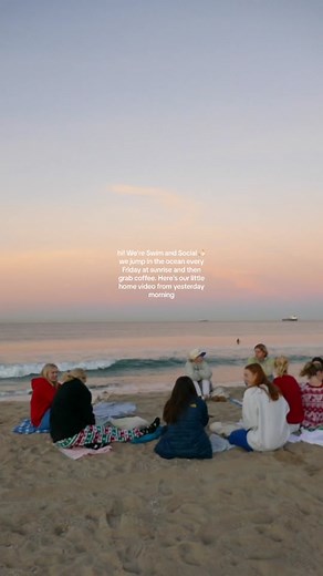 the best little community 🫶🏻 #southbayswimandsocial #swimandsocial #losangeles #sunriseswim #community