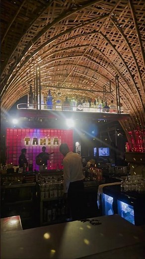 Explore Rooftop Restaurant with Live Music in Noida TAHIA #tahia #theeliot #livemusic #rooftopbar