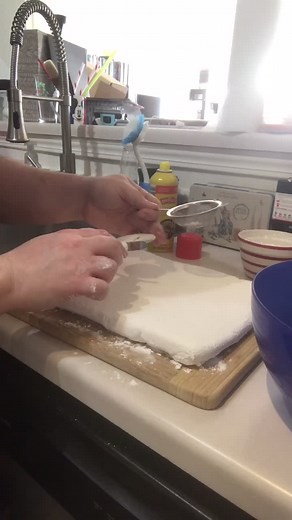 Delicious Homemade Marshmallows Recipe from Alton Brown