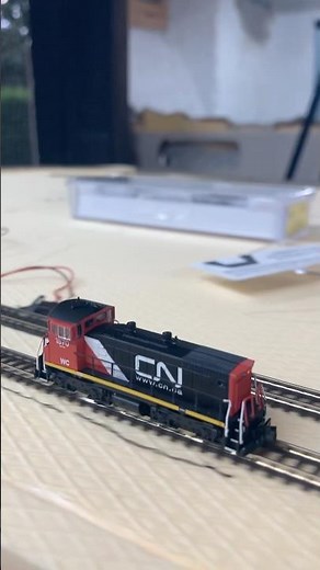 SW-1500 in Z scale from AZL. #zscale #modelrailroad #1zu220 #train