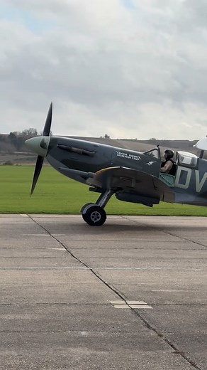 1.5K views · 5K reactions | Supermarine Spitfire Mk Vc EE602 ‘Central Railways Uruguayan Staff’ #warbirds #ww2 #ww2history #spitfire #wwii | Daniel J Wheatcroft | Facebook