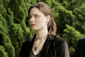 Emily Deschanel was scolded during 'Bones' season 1 for being 'late and unprepared'