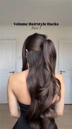 Try this claw clip styling hack for more half pony volume. Using @celui.theone hair oil for hydration & shine | Anisa Sojka