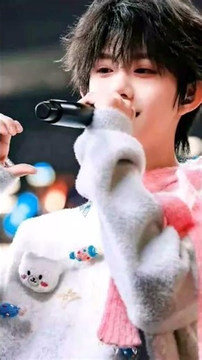 #tf家族登陆计划生于火焰演唱会 @lavender-j-c-4