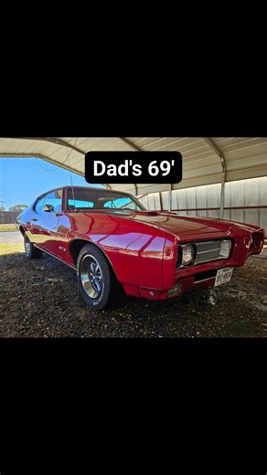 Dad's beautiful 69' GTO #GTO #pontiacgto #classiccar | Cutlass Vibes