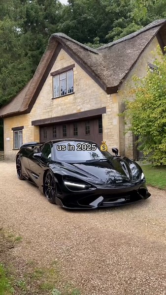 Experience the Luxurious Lifestyle of Us in 2025