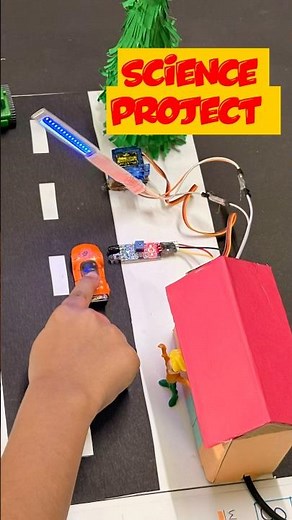 Automatic Gate 🚗 #scienceproject #arduino #automatic #coding #technology #shorts