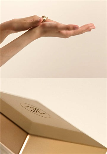 Limited edition. GABRIELLE CHANEL RADIANCE BODY CREAM, a shimmery new way to experience fragrance. Infused with flecks of shimmer, new GABRIELLE CHANEL RADIANCE BODY CREAM illuminates skin with a golden glow. A shimmery new way to experience fragrance, leaving the skin subtly scented with floral and solar notes. #GabrielleChanel #CHANELFragrance