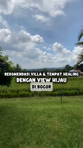 Orin Chanz on Instagram: "Siapa nih yg suka rindu sama kampung halaman aku saranin kalo kalian rindu sama kampung halaman ksini aj @kampunghalamanvillas selain tmptnya sejuk , syahdu bikin betah deh apalagi disini itu byk bgt aktivity nya loh buat sikecil Ada : minizoo Berkebun Kasih pakan ikan Berenang Archery Mini Playground Atau kalian mau makan ditengah2 sawah bisa bgt ✨😍 Ouiya disini walaupun kalian tidak menginap bisa bgt loh makan diresto & berenang serta keliling persawahan bisa bgt nih