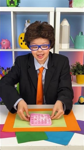 Peretasan Odol Beku! 🧊🪥 Cara Terkeren untuk Menggosok Gigi! ❄️