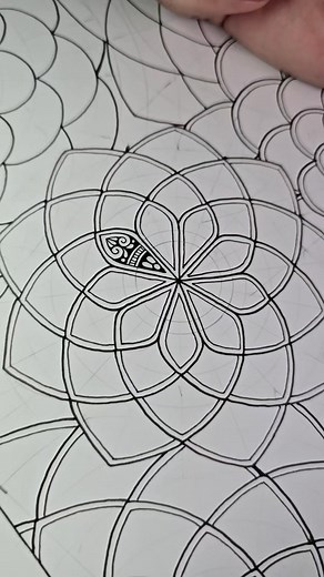 15K views · 79 reactions | Creating a center pattern for this mandala ❤️ . . . #senjaart07 #mandalareels #mandalapatterns #mandaladesign | senja_art07 | Facebook