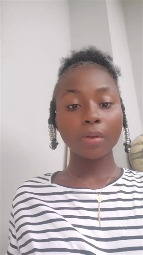 Vidéos de la fille capricieuse (@lafillecapricieuse2007) avec son original - KEVINE OBIN 😌