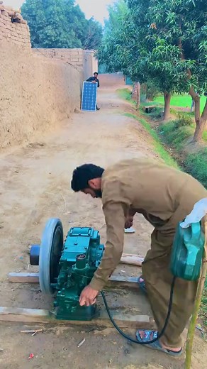 Start with petar diezal engine with solar plate | RedNikes