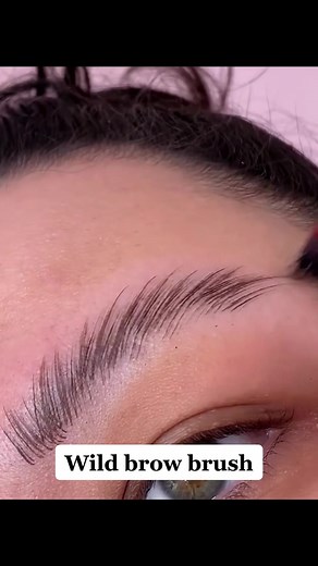 Get Wild Eyebrows with the Nesura Eyebrow Brush