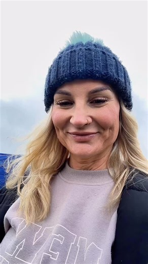 What a great @somatica_institute training weekend it’s been completing module 5. I can’t believe it’s only 1 more month until the 6 month training is finished and then I move onto the advanced section! #somatica #training #intimacy #connection #relationships | Jem Jones