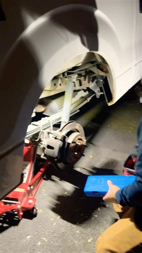 Doing my first set of brakes on my old Ford. #ford #f150 #maintenance #diy