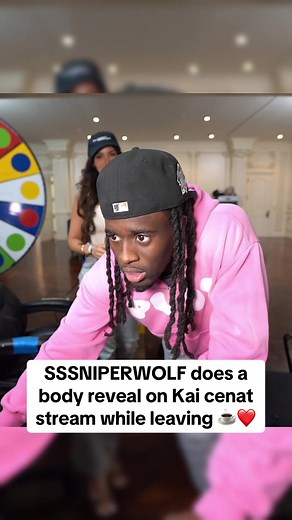 SSSNIPERWOLF's Body Reveal on Kai Cenat's Stream