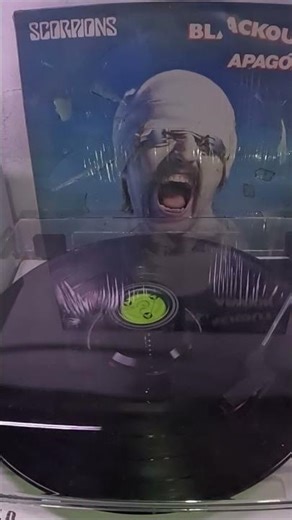 SCORPIONS - No One Like You #vinyl #vinylrecords #victrola #scorpions #blackout #rock