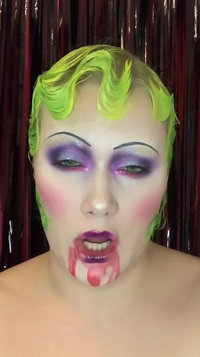 Transforming into a Flapper Queen | Makeup Tutorial