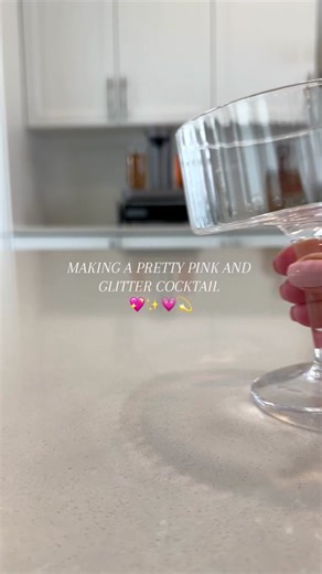 How to Make a Stunning Pink Glitter Cocktail at Home