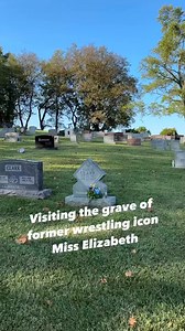 This is the final resting place of Miss Elizabeth, a former manager and ring valet to Macho Man Randy Savage during his WWF days. #misselizabeth #wwe #wwf #famousgraves | Freyzel Productions