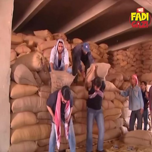 عم يحمل على حاله زيادة مشان ينصاب ويطلعلوا تعويض ويعمر هل الحيط بس مامشي الحال لحتى حمل المسؤول هههه - مرايا | Fadi Gazi Clips