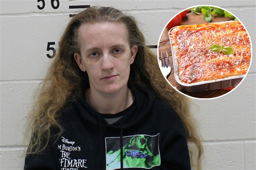 Iowa Woman Accused of Delivering Drug-Laced Lasagna in Attempt to Induce Miscarriage in Pregnant Victim | Oxygen