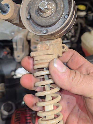 Reparación del Buick Encore: Problemas con el Motor