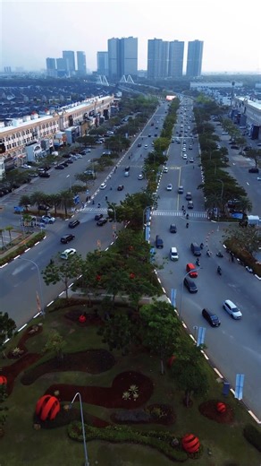 Where the City Meets the Sea | Jakarta Road Journey