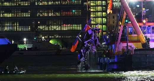 Pilot of NYC helicopter made haunting radio call before Hudson crash claimed 6 lives: 'He needed fuel'