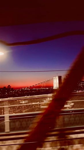 Heading into Manhattan via the Manhattan bridge is just so aesthetically pleasing 🌉