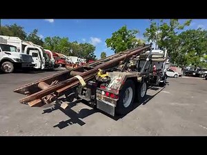 GovDeals: 2016 Freightliner 114SD 6X4 T/A Roll Off Truck