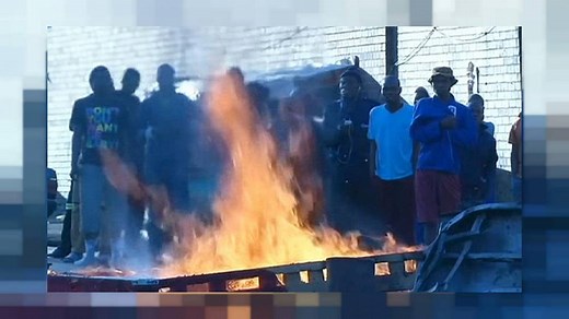 L'arresto di Jacob Zuma infiamma il Sudafrica. Schierati i soldati per sedare le violenze