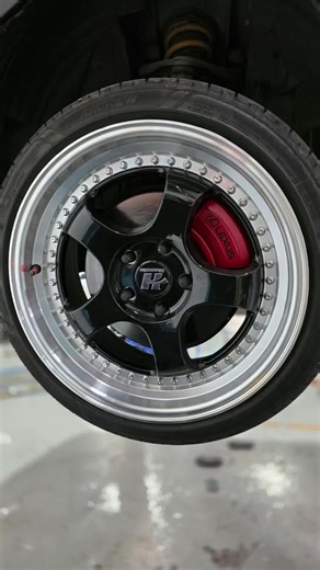 lexus is200 looking sharper than ever 🔥 new brake pads   candy red gloss calipers with custom black lexus decals — precision meets perfection 👌 #wheelrevivers #lexusis200 #brakerepair #caliperrefurbishment #automotivestyle