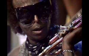 迈尔斯·戴维斯 Miles Davis Live at Bottom Line Club, New York City November 18, 1974