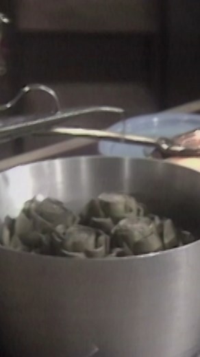 16K views · 750 reactions | Julia shows us how to steam artichokes #artichoke #steamer #juliachild #vegetables | Julia Child | Facebook