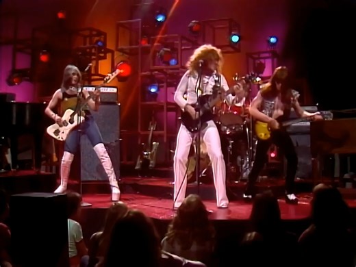 494K views · 10K reactions | Mott the Hoople - All the Way from Memphis (live on The Midnight Special 1973, UHD 60fps remaster) | KaTman's Video Jukebox | Facebook