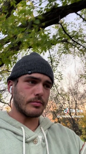 yall the smell wont go away | charlie gillespie