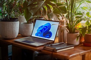 Windows 11 24H2 pide requisitos especiales a tu CPU. Así puedes saber si tu procesador es compatible con el sistema operativo