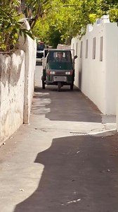 Working Break in Italy: Drive Me Down That Rough Road