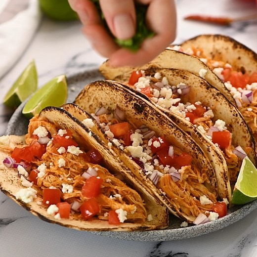 13K views · 206 reactions | Recipe: https://therecipecritic.com/shredded-chicken-tacos/ Shredded Chicken Tacos are a filling and flavorful dinner ready in just 10 minutes. Perfectly seasoned chicken served on a warmed tortilla topped with all of your favorite toppings. These are always a hit! | Tried and True Recipes | Facebook