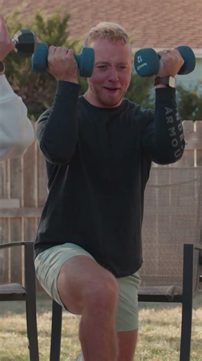 A couple that lifts together, sticks together. 💪